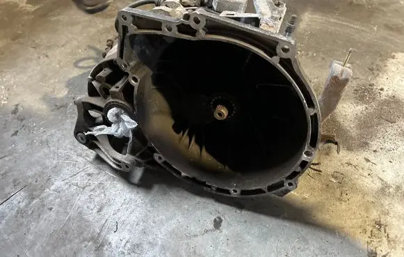Mazda 3 I Manual 5 speed gearbox 3M5R7F096