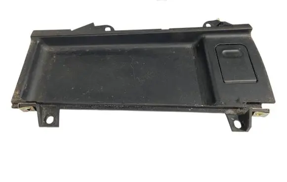BMW 5 E39 12 V Socket (front) 8159694 51168159694
