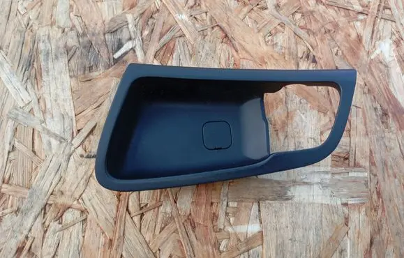 Hyundai i30 Front door handle cover 826112L000