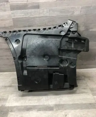 BMW 5 G30 G31 Rear bumper mounting bracket 21754011 7387299