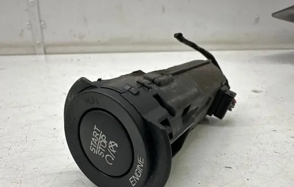 Engine start stop button switch
