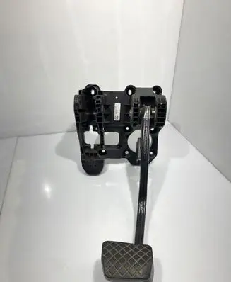 Volkswagen Crafter Brake pedal 2N1723031
