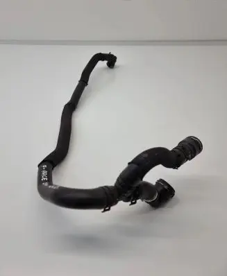 Jaguar F-Pace Engine coolant pipe/hose