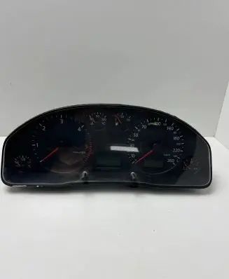 Audi A6 S6 C6 4F Speedometer (instrument cluster) 88311285