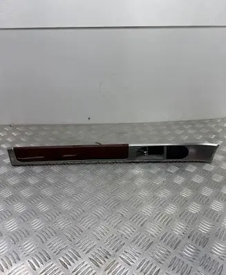 Volkswagen Touareg I Front door interior handle 7L6867439A
