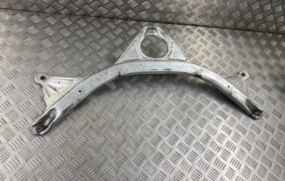 Other engine bay part