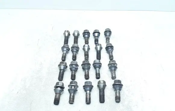 Volvo XC90 Nuts/bolts 