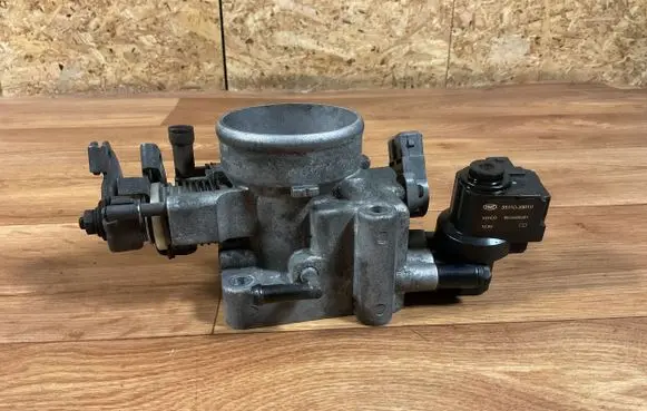 Hyundai Coupe Throttle valve 3515033010 9540930001