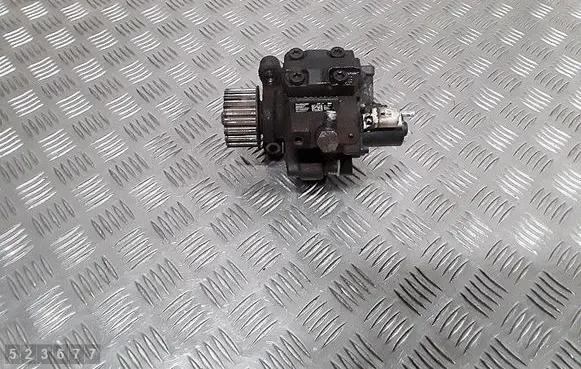 Mercedes-Benz Citan W415 Fuel injection high pressure pump H8201100115 167008557R