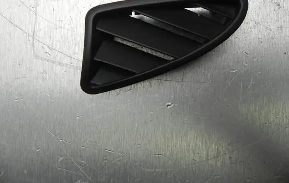 Volkswagen Tiguan Rear air vent grill 5N0819706B I7516