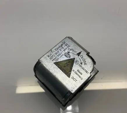 Mercedes-Benz E W211 Headlight ballast module Xenon 5DD00831950
