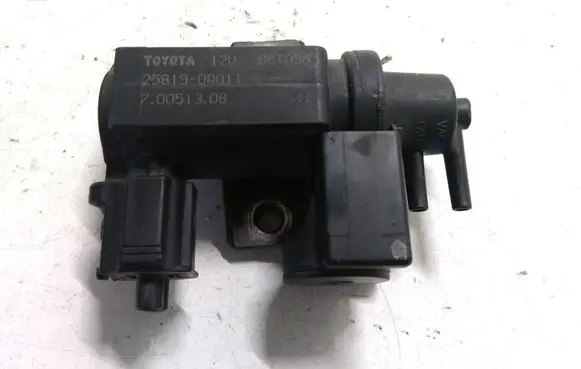 Toyota Auris 150 Vacuum valve 258190R011