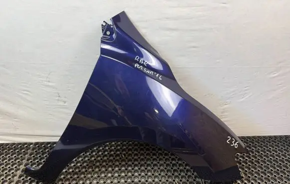 Nissan Pulsar Fender 