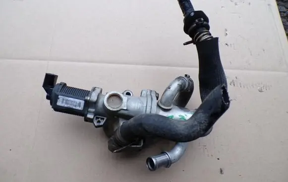 Fiat Doblo EGR valve cooler 55219498