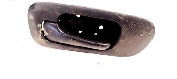 Honda CR-V Front door interior handle 