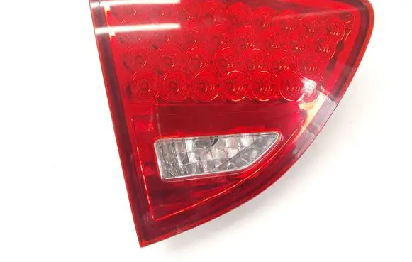 Hyundai ix 55 Tailgate rear/tail lights 92403J1