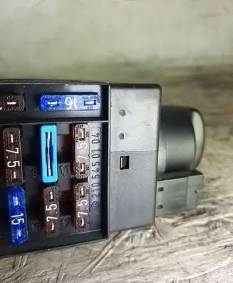 Mercedes-Benz CLK A208 C208 Light switch 2105450104