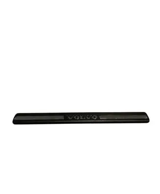 Volvo V70 Front sill trim cover 8659960