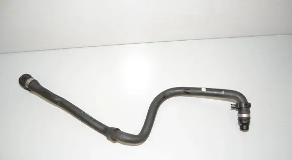 BMW 5 G30 G31 Engine coolant pipe/hose 8678496 17128678496