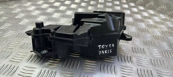 Toyota Yaris XP210 Oil breather separator 