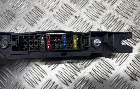 Audi A8 S8 D3 4E Fuse module 4F0941824F