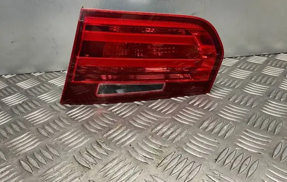 BMW 3 F30 F35 F31 Tailgate rear/tail lights 7371112 A47371112011BXQ 18361112