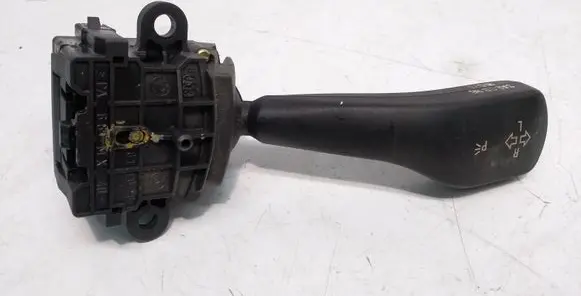 BMW 3 E46 Indicator stalk 8363662