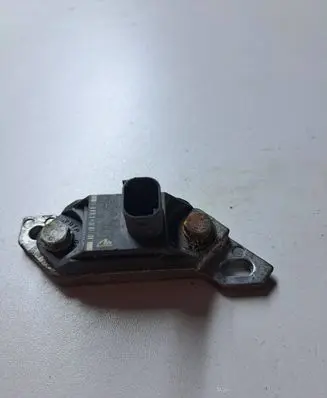 Audi A6 S6 C6 4F Airbag deployment crash/impact sensor 4F0616575G