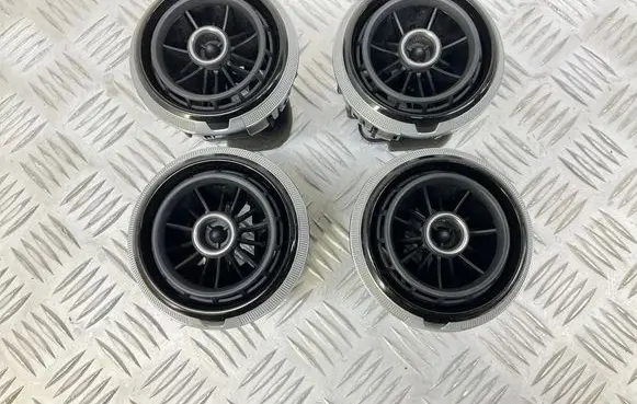 Audi A3 S3 8V Dash center air vent grill 8V0820901A