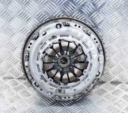 Nissan Qashqai Clutch set kit 301013644R