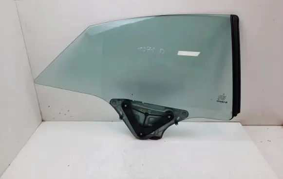 Mercedes-Benz E C207 W207 Rear side window