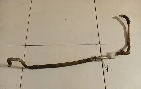 Air conditioning (A/C) pipe/hose