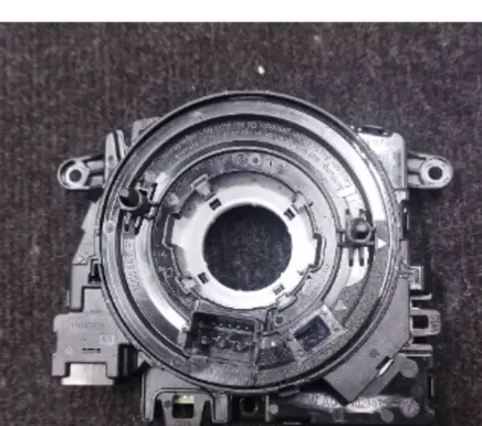 Volkswagen Golf VII Airbag slip ring squib (SRS ring) 5Q1953549 1013631704 0407190855