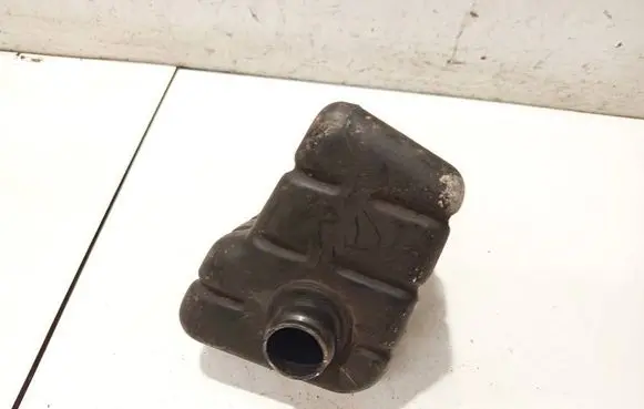 Nissan Sunny Power steering fluid tank/reservoir nissan73c00 73c00