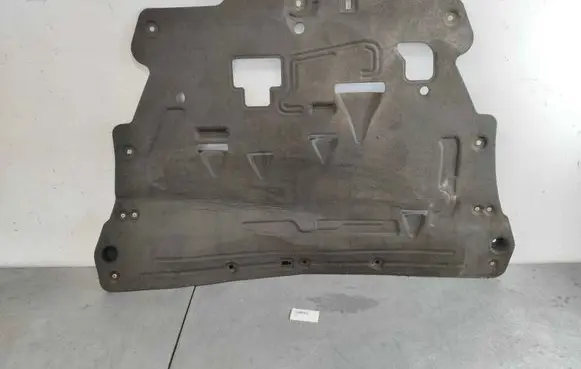 Volvo XC90 Engine splash shield/under tray 31497612 31378306