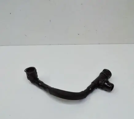 BMW 5 G30 G31 Engine coolant pipe/hose 8602612