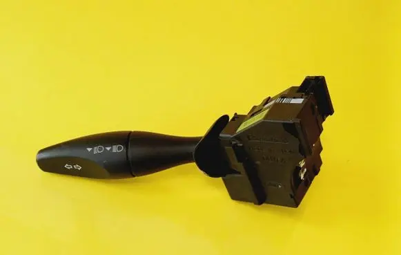 Ford Transit Indicator stalk 13335AB