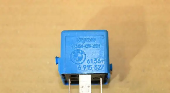 BMW X5 E53 Other relay 6915327