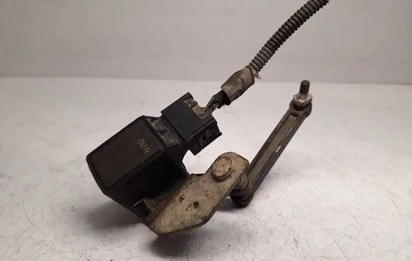 BMW 5 E60 E61 Headlight/headlamp level sensor 1093699 37141093699 37146778811