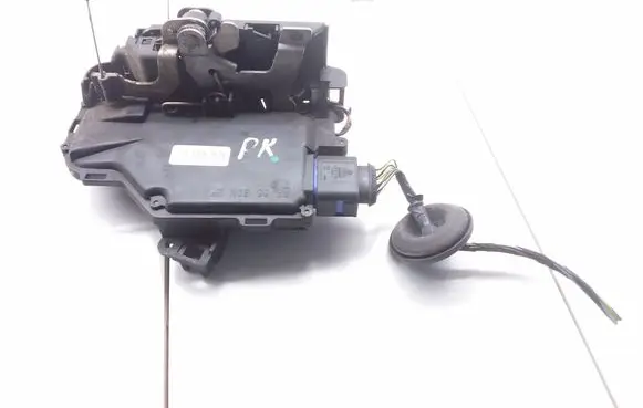 Skoda Octavia Mk2 (1Z) Front door lock 1J0973715 3D1837015 A00467