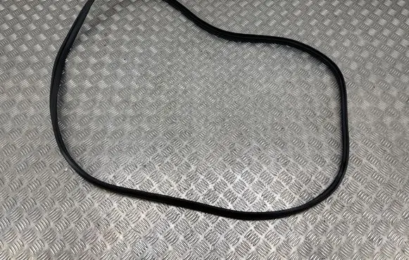 KIA Xceed Front door rubber seal