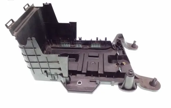 Battery box tray