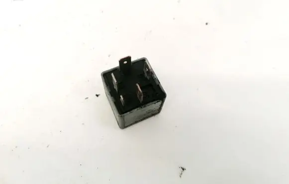 Volkswagen New Beetle Other relay 1J0906381 V23134B63X383