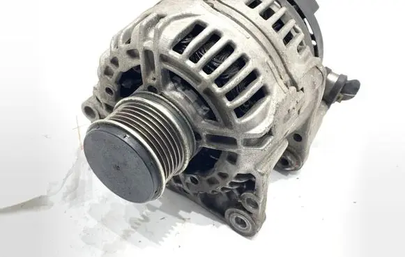 Seat Altea Generator/alternator 06F903023D