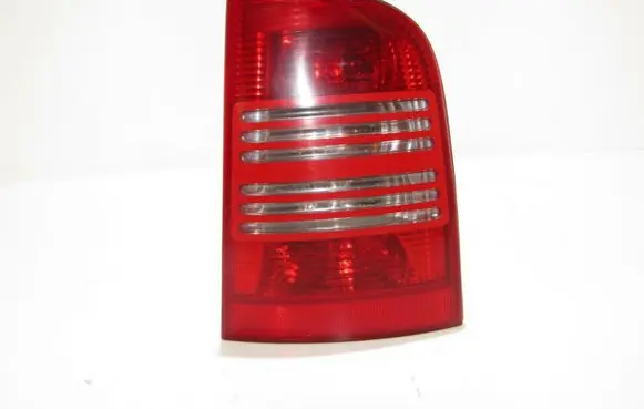 Skoda Octavia Mk1 (1U) Rear/tail lights 1u9945096