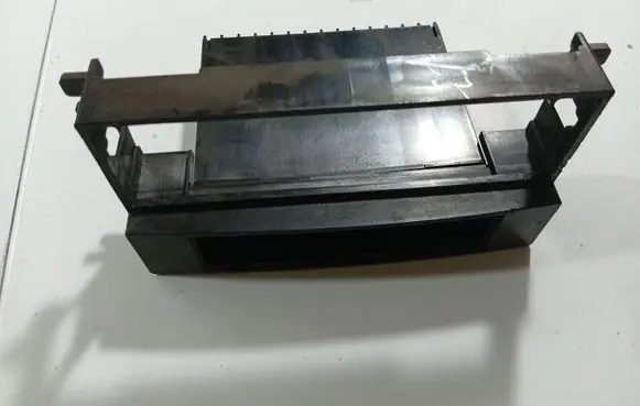 Glove box