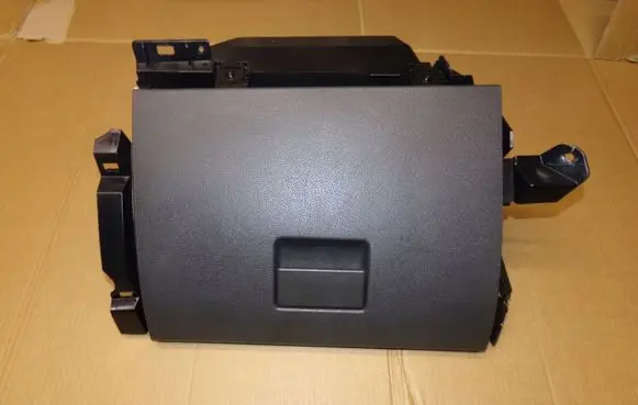 Ford C-MAX I Glove box set 