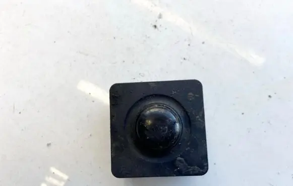 Other switches/knobs/shifts
