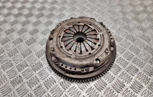 Toyota Avensis T250 Clutch set kit 123037110