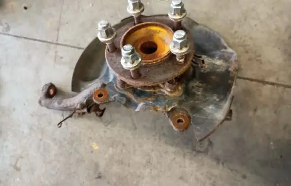 Toyota Land Cruiser (J200) Front wheel hub spindle knuckle 4321160190